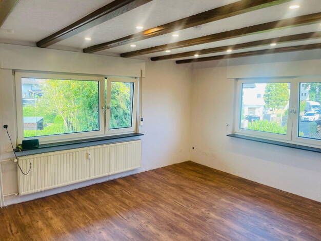 Wohnung zur Miete 980 € 3,5 Zimmer 90 m² 1. Geschoss frei ab 01.12.2025 Niederissigheim Bruchköbel 63486