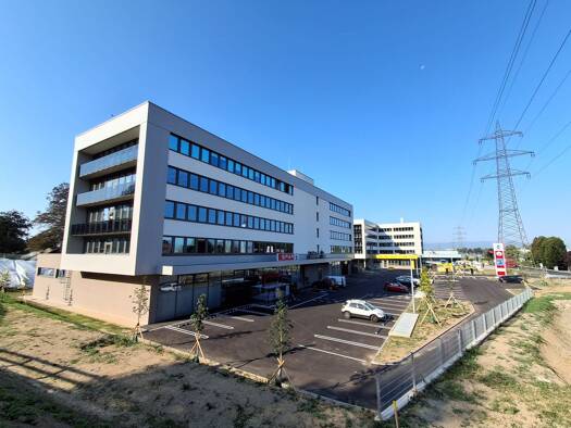 Praxisfläche zur Miete - Erstbezug provisionsfrei 3.138 € Teslastraße 1 Raaba-Grambach 8074