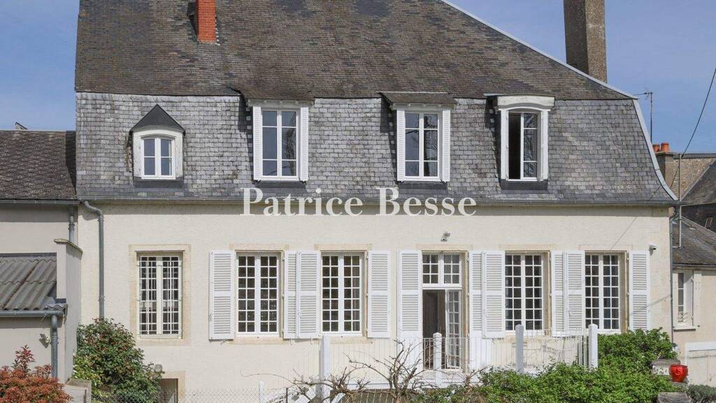 Reihenmittelhaus zum Kauf 430.000 € 10 Zimmer 250 m² Charité-sur-Loire 58400