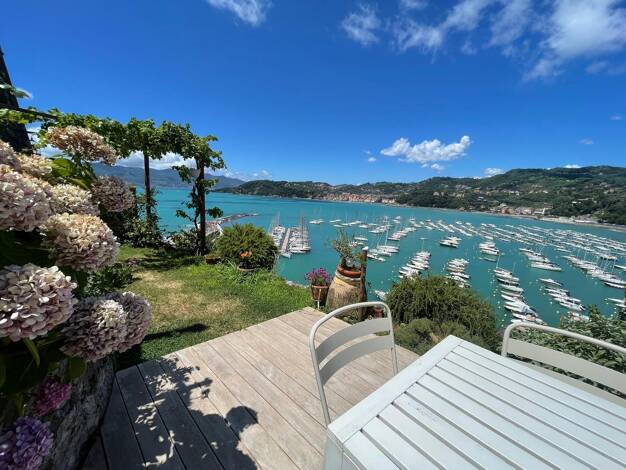Reihenmittelhaus zum Kauf als Kapitalanlage geeignet 750.000 € 4 Zimmer 84 m² 40 m² Grundstück Via Severino Zanelli 34 Lerici 19032