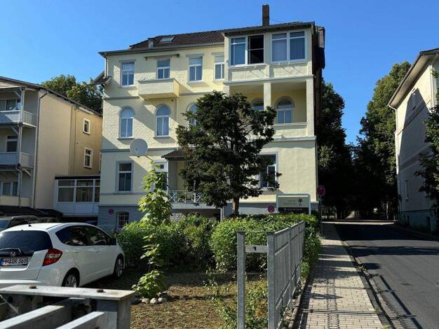 Haus zum Kauf 693.000 € 18 Zimmer 450 m² 707 m² Grundstück Bad Pyrmont 31812