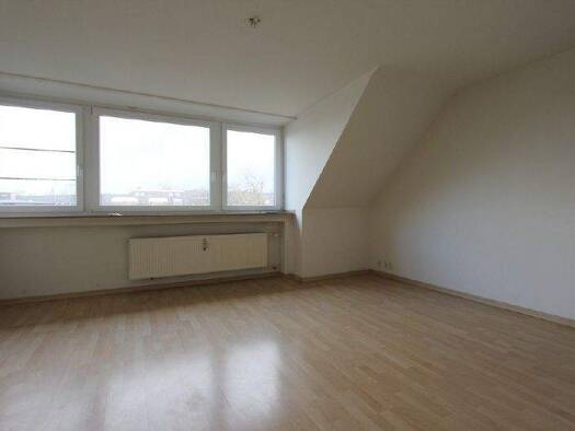 Studio zur Miete 583 € 1 Zimmer 28,6 m² frei ab sofort Suitbertusstr. 20 Bilk Düsseldorf 40223