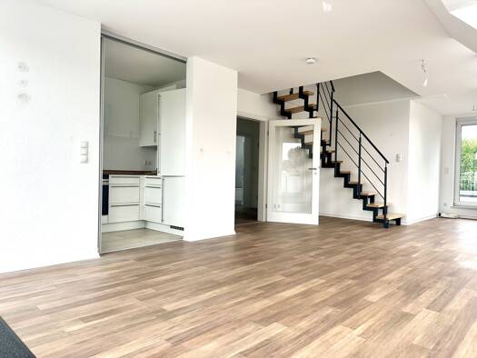 Maisonette zur Miete 1.490 € 4 Zimmer 127 m² 2. Geschoss frei ab 01.09.2025 Peter u. Paul Landshut 84028