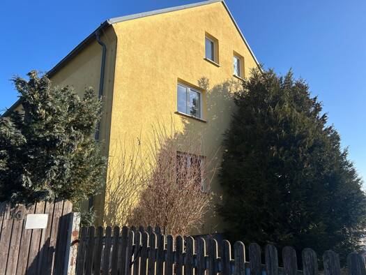 Mehrfamilienhaus zum Kauf 149.000 € 12 Zimmer 315 m² 1.330 m² Grundstück Gutenfürst Weischlitz 08538