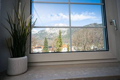 Wohnung zur Miete 1.500 € 4 Zimmer 115 m² 4. Geschoss frei ab 01.09.2025 Wittelsbacherstraße 2b Bad Reichenhall Bad Reichenhall 83435