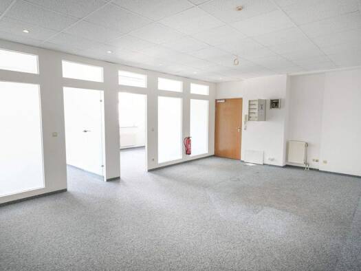 Bürofläche zum Kauf 829.000 € 7 Zimmer 270 m² Bürofläche teilbar ab 270 m² Innenstadt Erlangen 91052