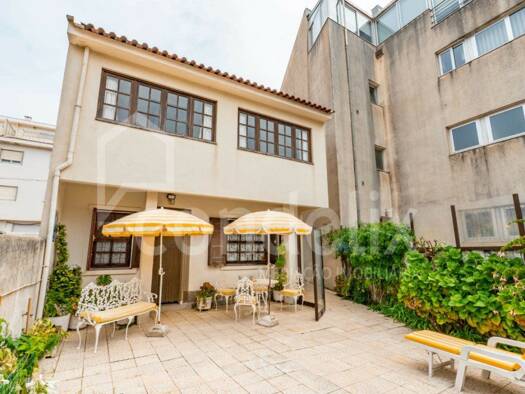 Haus zum Kauf 980.000 € Espinho 4500