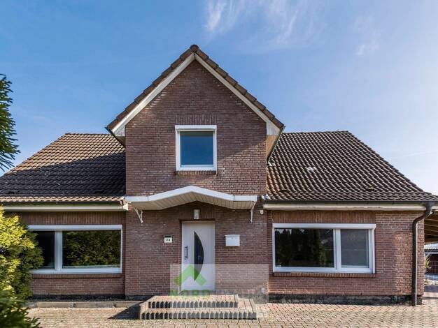Einfamilienhaus zum Kauf 360.000 € 5 Zimmer 150 m² 370 m² Grundstück Schwarzenbek 21493