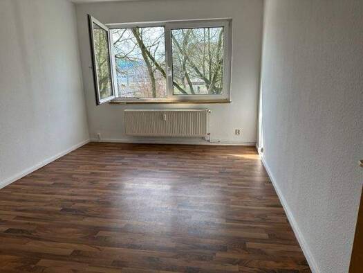 Wohnung zur Miete 235 € 2 Zimmer 58 m² 2. Geschoss frei ab sofort Lustgarten 23 Parey Elbe-Parey 39317