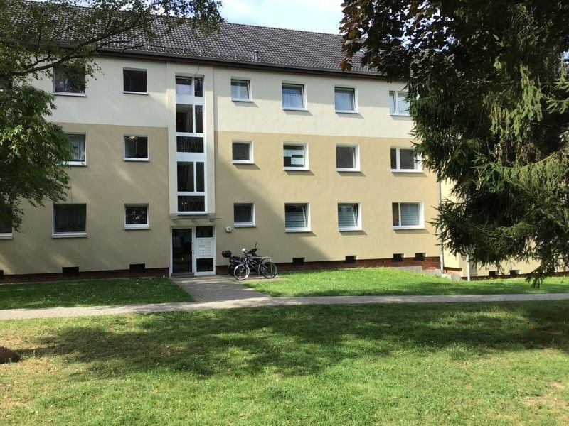 Wohnung zur Miete 740 € 2,5 Zimmer 65,5 m²<br/>Wohnfläche 1.<br/>Geschoss 15.08.2025<br/>Verfügbarkeit Wandsbeker Ring 20 Oberstadt, Bez. 15 Geesthacht 21502