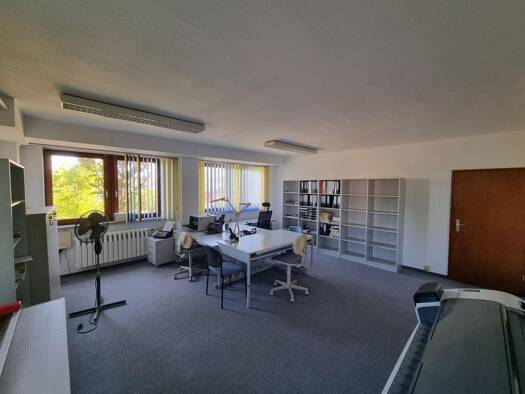 Bürofläche zur Miete 675 € 3 Zimmer 135 m² Bürofläche Gievitzer Str.88 Waren Waren (Müritz) 17192