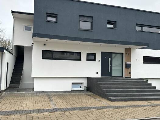 Mehrfamilienhaus zum Kauf provisionsfrei 829.000 € 7 Zimmer 198 m² 560 m² Grundstück frei ab sofort Gaimersheim Gaimersheim 85080