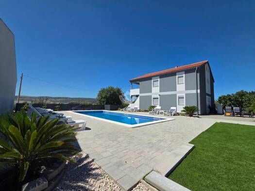 Haus zum Kauf 700.000 € 4 Zimmer 180 m² Starigrad