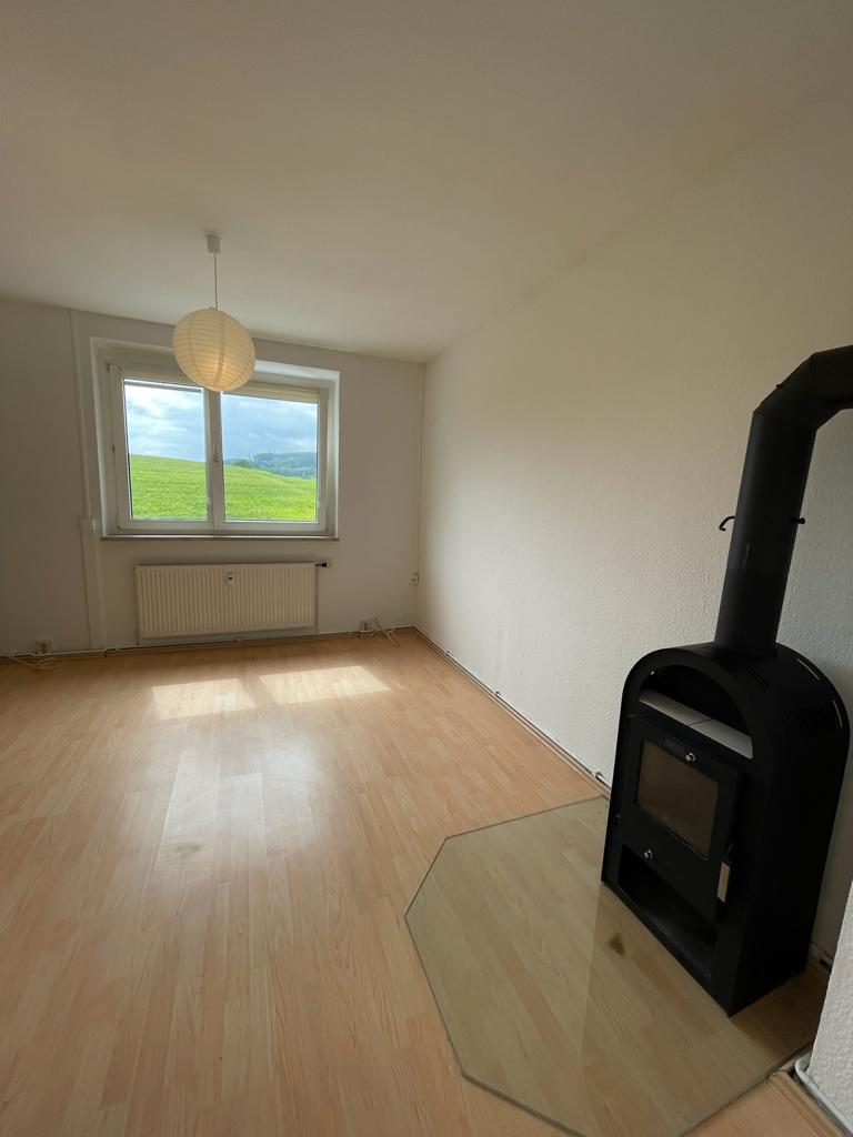 Wohnung zur Miete 299 € 2 Zimmer 44 m²<br/>Wohnfläche 2.<br/>Geschoss ab sofort<br/>Verfügbarkeit Ehneser Str. 2 Schalkau Schalkau 96528