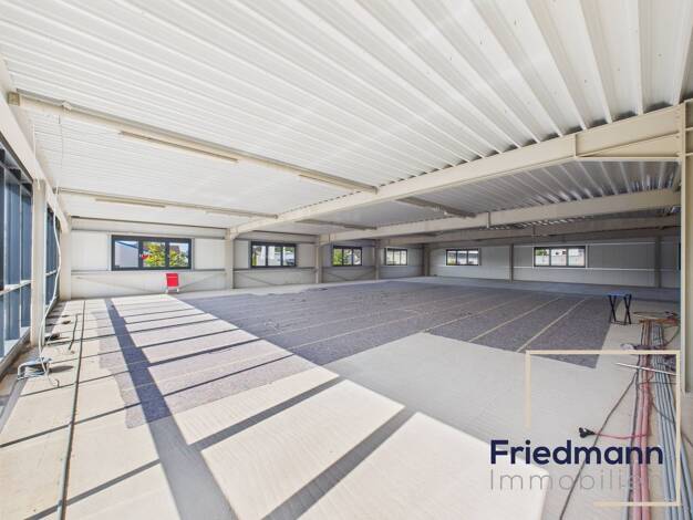 Büro zur Miete - Erstbezug 5.000 € 500 m² Bürofläche teilbar ab 200 m² Trier-West Trier 54294