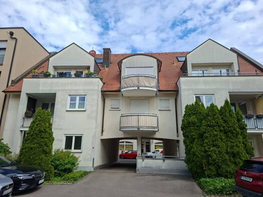 Wohnung zur Miete 525 € 2 Zimmer 62,1 m² frei ab sofort Marienstraße 22 Delitzsch 04509
