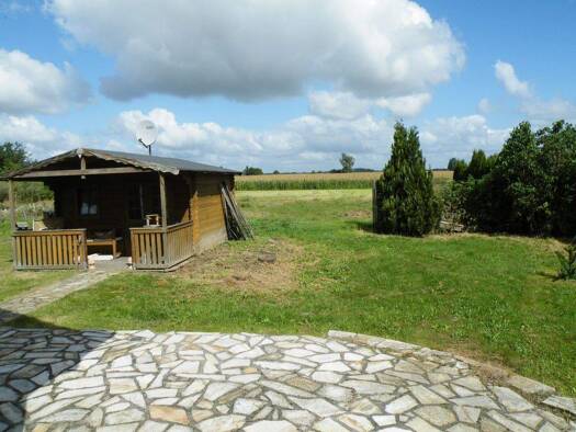 Haus zum Kauf 269.500 € 8 Zimmer 217 m² 5.234 m² Grundstück Tauche 15848