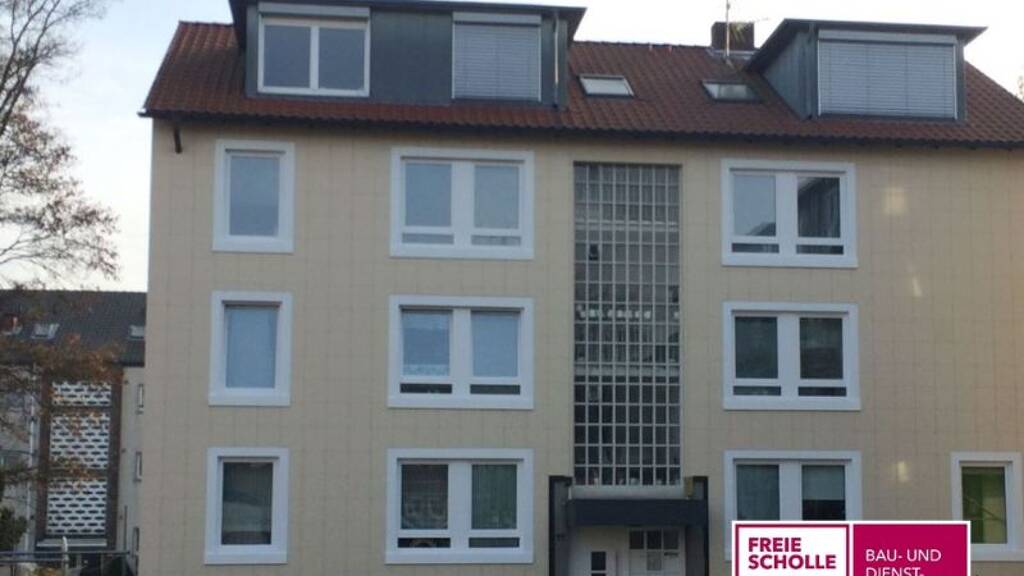 Wohnung zur Miete 828 € 3 Zimmer 105,3 m² frei ab 01.06.2026 Bornholmstraße 11 Brake Bielefeld 33729
