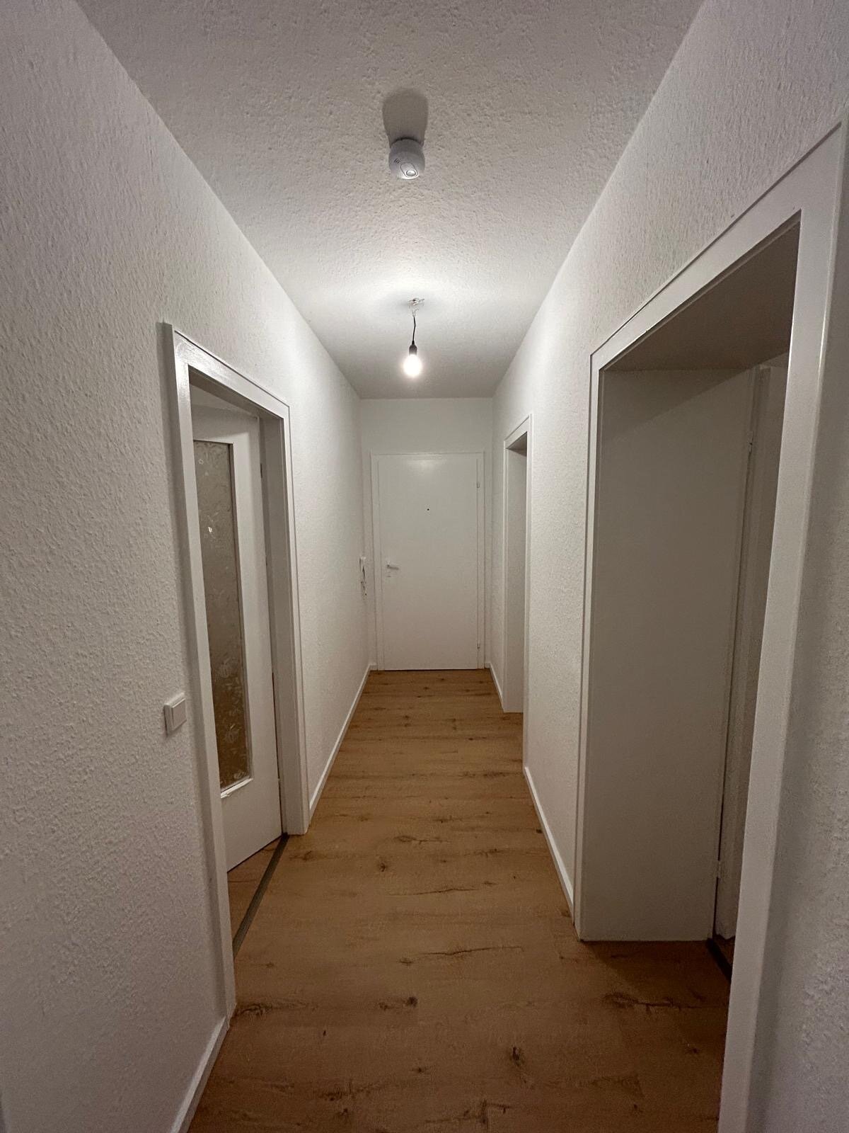 Wohnung zur Miete 740 € 2 Zimmer 62 m²<br/>Wohnfläche 1.<br/>Geschoss ab sofort<br/>Verfügbarkeit Kölner Straße Fischeln - Ost Krefeld 47807