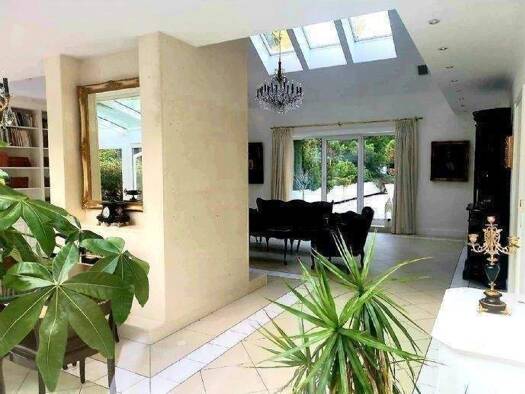 Mehrfamilienhaus zum Kauf als Kapitalanlage geeignet 1.999.000 € 15 Zimmer 350 m² 2.327 m² Grundstück Leversen Rosengarten 21224