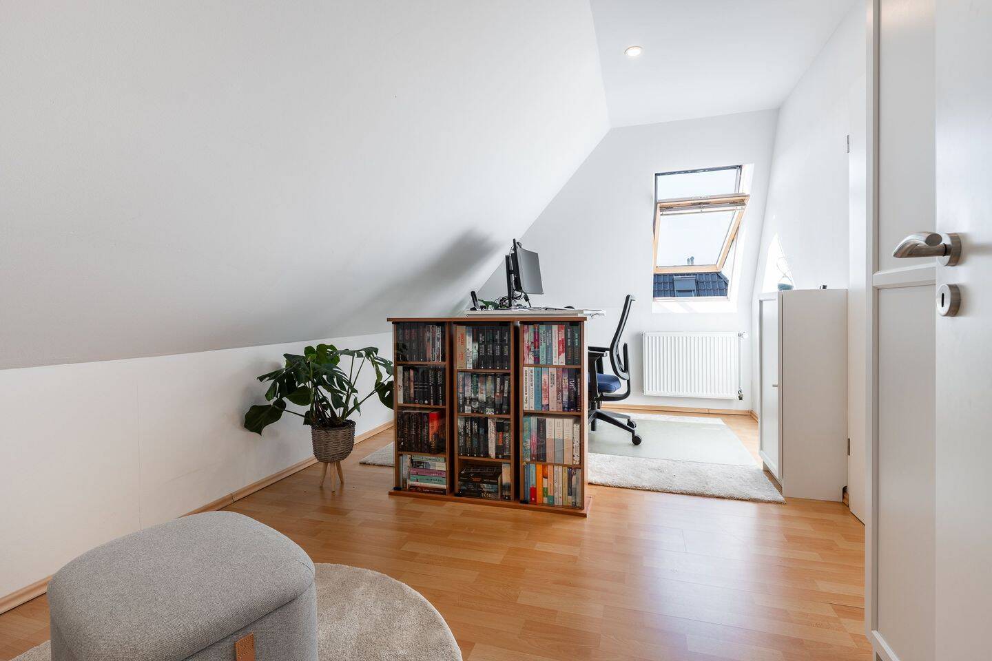 Property thumbnail 12