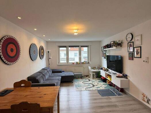 Wohnung zum Kauf 196.000 € 2 Zimmer 53,4 m² 1. Geschoss frei ab 01.05.2026 Friedhofstraße 3 Lauf Lauf an der Pegnitz 91207