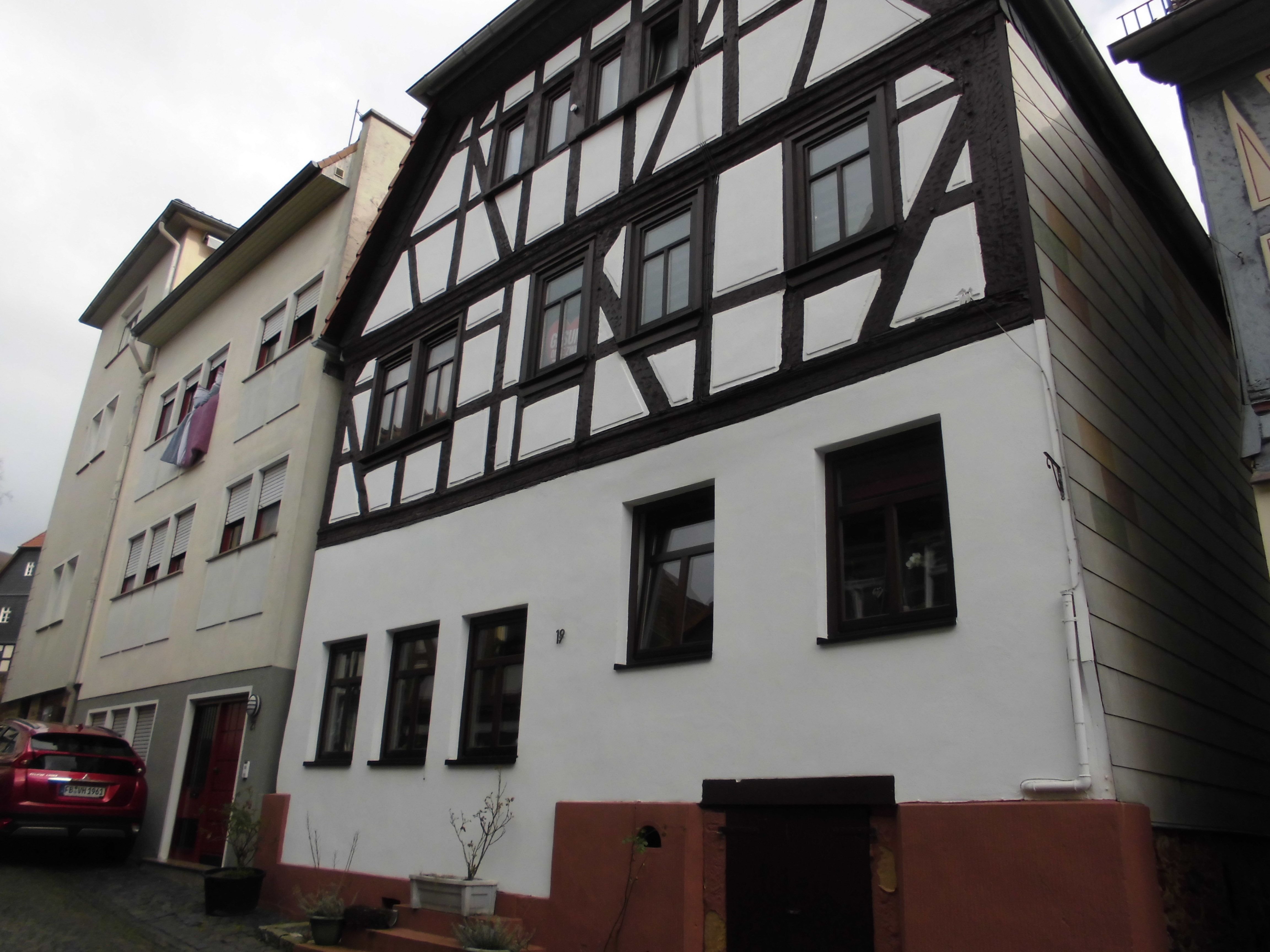 Mehrfamilienhaus zum Kauf 195.000 € 12 Zimmer 239,1 m²<br/>Wohnfläche 178 m²<br/>Grundstück Ortenberg Ortenberg 63683