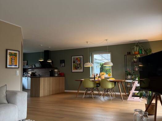 Einfamilienhaus zur Miete 1.800 € 4,5 Zimmer 140 m² 460 m² Grundstück frei ab 01.05.2026 Kölln-Reisiek 25337