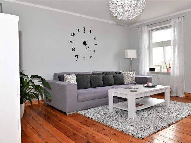 Wohnung zur Miete 710 € 2 Zimmer 81,2 m² 3. Geschoss frei ab 01.02.2026 Franken Stralsund 18439