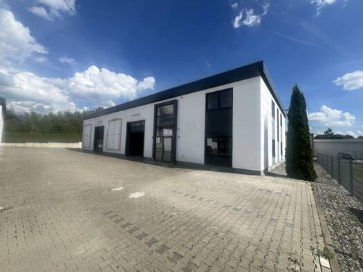 Lagerhalle zur Miete - Erstbezug 3.980 € 375 m² Lagerfläche Gliesmarode Braunschweig 38104