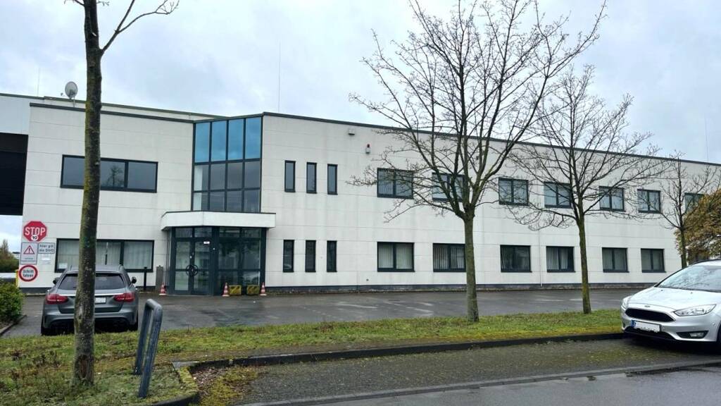 Bürofläche zur Miete 8 € 800 m² Bürofläche teilbar ab 300 m² Rheinberg 47495