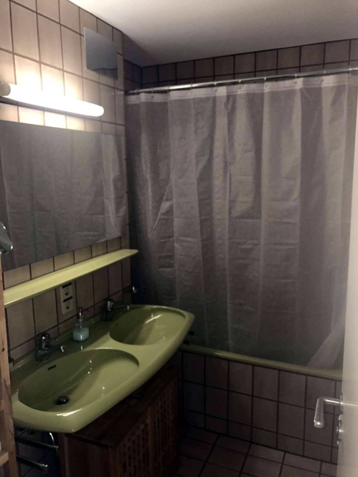 Property thumbnail 6