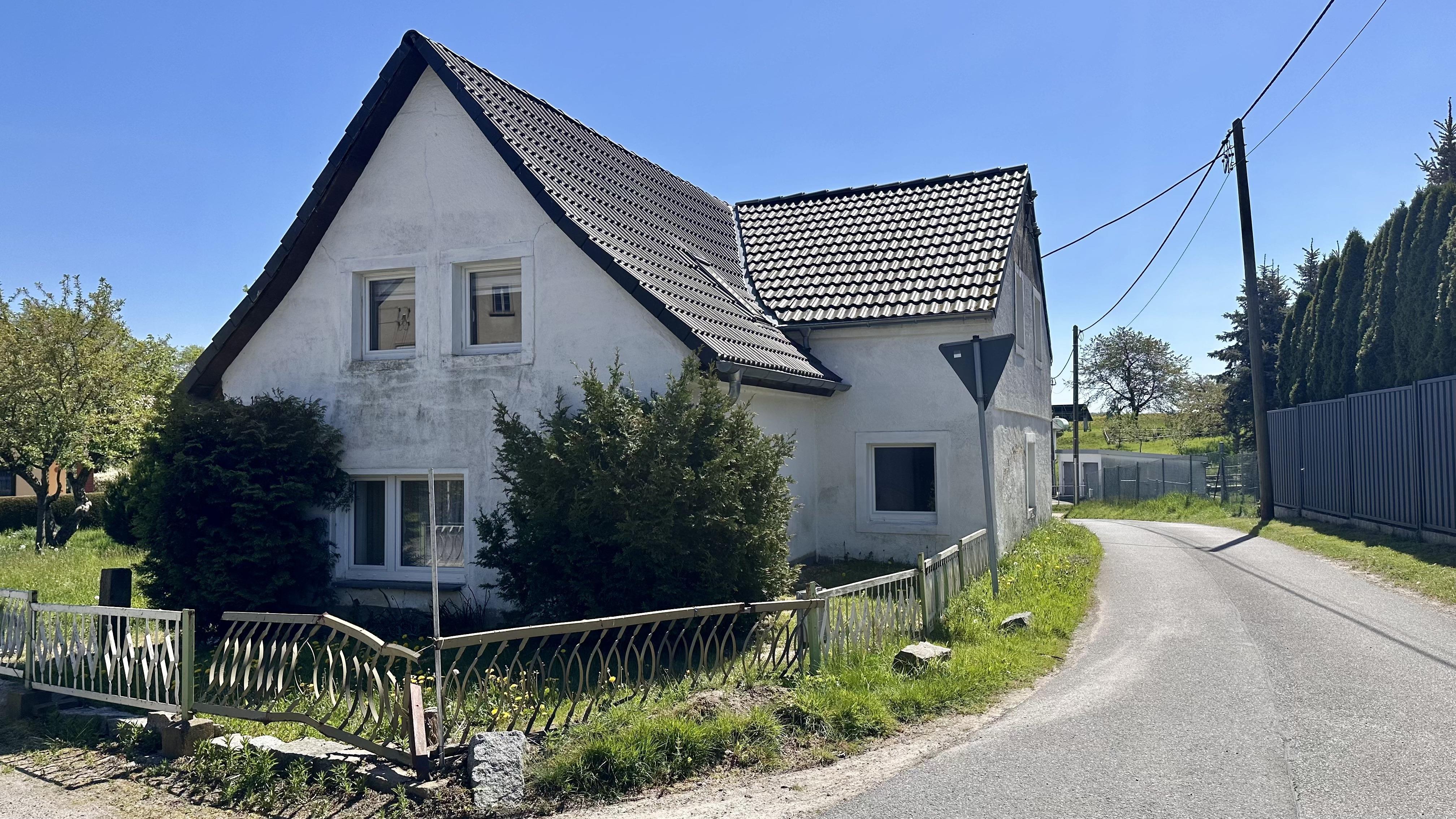 Einfamilienhaus zum Kauf 45.000 € 3 Zimmer 76,1 m²<br/>Wohnfläche 420 m²<br/>Grundstück Rauschwitz Elstra 01920