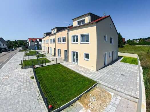 Reihenendhaus zum Kauf - Erstbezug provisionsfrei 795.000 € 5 Zimmer 170 m² 348 m² Grundstück Klingen Aichach 86551