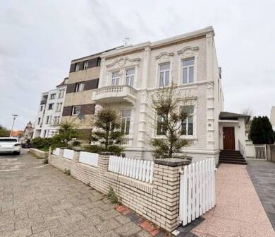 Haus zum Kauf 599.000 € 5 Zimmer 176 m² 645 m² Grundstück frei ab sofort Neue Reihe 18 Cuxhaven Cuxhaven 27472