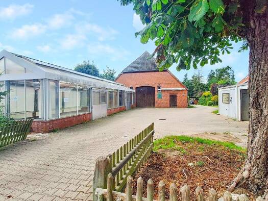 Einfamilienhaus zum Kauf 280.000 € 10 Zimmer 140 m² 1.000 m² Grundstück Krummesse 23628