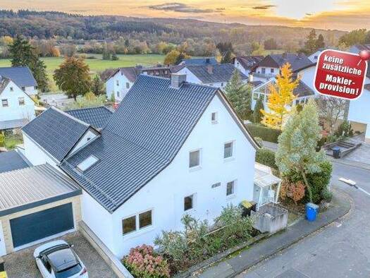 Einfamilienhaus zum Kauf 499.800 € 9 Zimmer 211,1 m² 601 m² Grundstück Atzbach Lahnau 35633