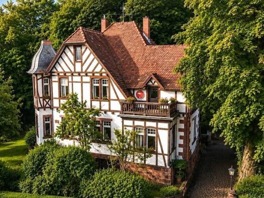 Villa zum Kauf 678.000 € 8 Zimmer 224 m² 821 m² Grundstück Altvaterstraße 3 Lahr Lahr/Schwarzwald 77933