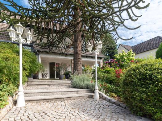 Einfamilienhaus zum Kauf 1.150.000 € 7 Zimmer 180 m² 831 m² Grundstück Heisingen Stadtbezirk VIII 45259