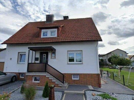Einfamilienhaus zum Kauf provisionsfrei 225.000 € 6 Zimmer 130 m² Kirchheim 36275