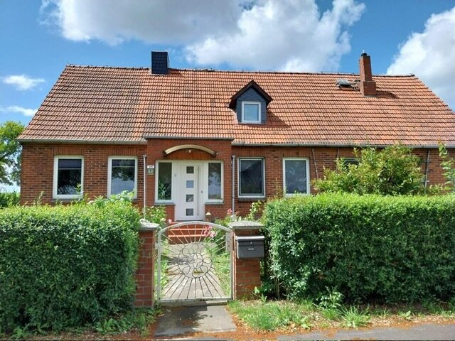 Einfamilienhaus zum Kauf 275.000 € 5 Zimmer 133,9 m²<br/>Wohnfläche 5.522 m²<br/>Grundstück Groß Molzahn 19217