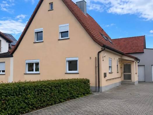 Einfamilienhaus zur Miete 1.420 € 7 Zimmer 148 m² 455 m² Grundstück frei ab 15.01.2027 An der Mehle 3 Waldbrunn 97295