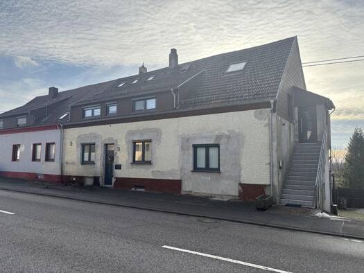 Mehrfamilienhaus zum Kauf 350.000 € 12 Zimmer 300 m² 1.754 m² Grundstück Stennweiler Schiffweiler 66578