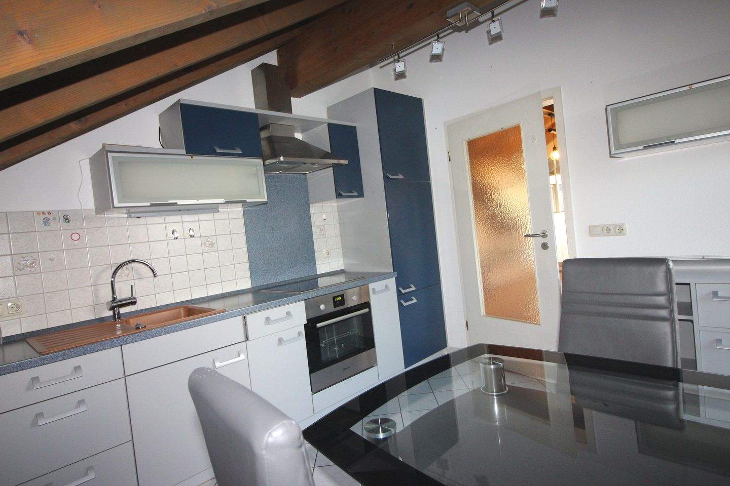 Immobilie in Patersdorf - Charmante 3-Zimmer-Dachgeschoss-Wohnung in Patersdorf - Bild 4