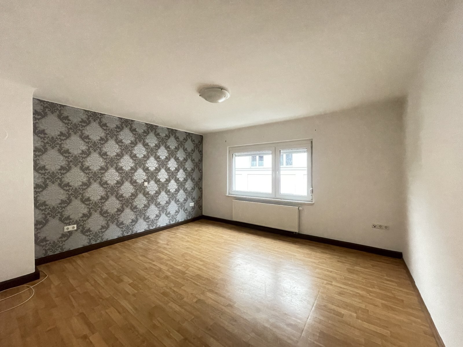 Wohnung zur Miete 480 € 3 Zimmer 70 m²<br/>Wohnfläche 2.<br/>Geschoss 01.02.2025<br/>Verfügbarkeit Schanzenstr. 12 Innenstadt - Ost Pirmasens 66953