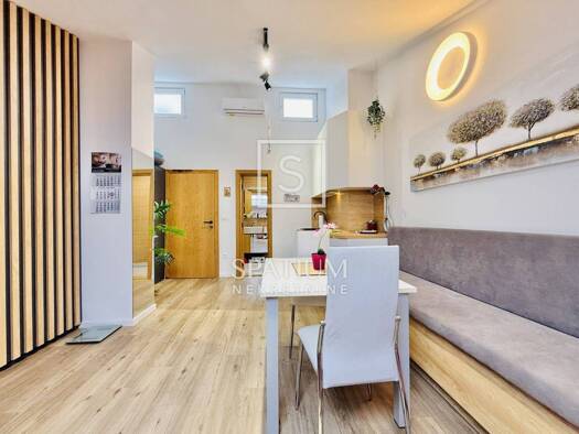 Wohnung zur Miete 950 € 3 Zimmer 70 m² Geschoss 3/3 Crikvenica Crikvenica 51260