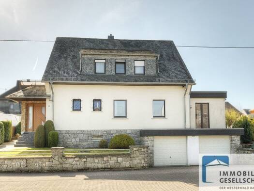 Einfamilienhaus zum Kauf 395.000 € 8 Zimmer 159 m² 790 m² Grundstück Montabaur Montabaur 56410