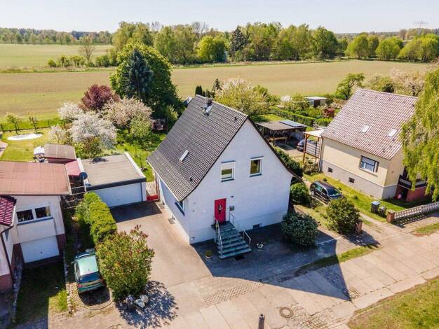Einfamilienhaus zum Kauf provisionsfrei 375.000 € 5 Zimmer 145 m² 987 m² Grundstück frei ab 31.05.2026 Stralsunder Straße 18 Ueckermünde Seebad Ueckermünde 17373