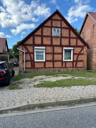 Einfamilienhaus zum Kauf 45.000 € 6 Zimmer 160 m² 1.672 m² Grundstück Bellingen Tangerhütte 39517