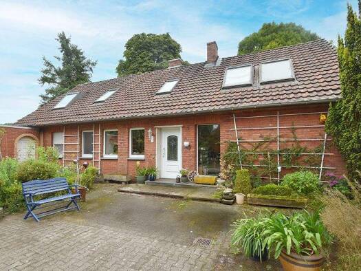Einfamilienhaus zum Kauf 299.000 € 7 Zimmer 199 m² 3.600 m² Grundstück Schwege Glandorf 49219